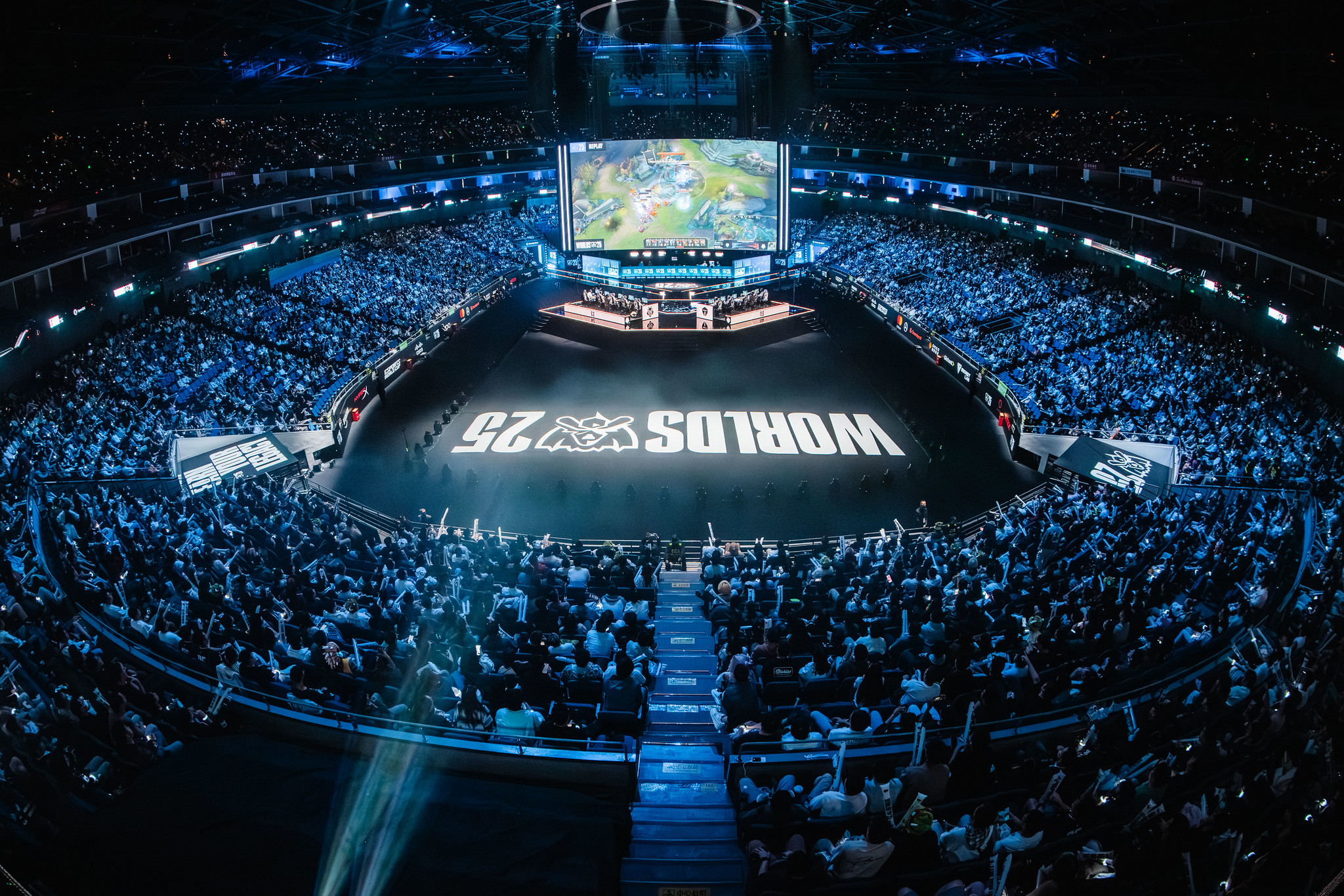 Joueur professionnel pendant le Fearless Draft des Worlds 2026